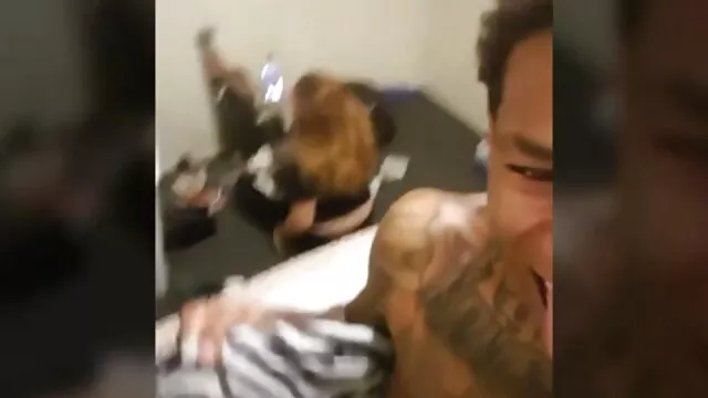 セクシー Milfとシリコーン乳ゃ彼女のセクシーな息子 エロ 女性 無料 動画