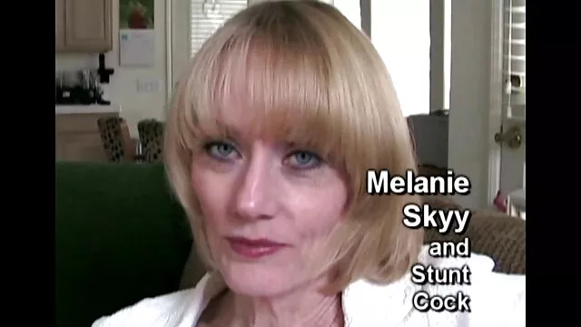 若いポルノモデルは恥知らずに彼女とのハードファックのために人を誘惑する。 無料 エロ 動画 女子 用