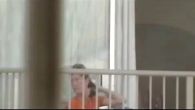 巨乳av女優の笑顔の間にセックス エロ 動画 女性 の ため の