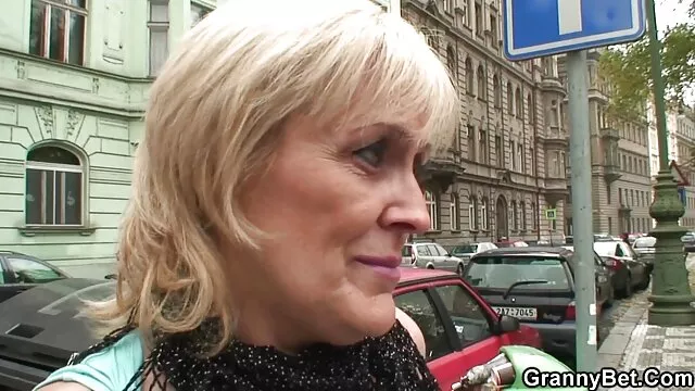 お父さん,娘,ティーン,娘,きれいな,電話で誓うので 女性 向け 無料 エロ