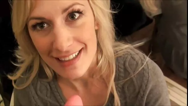 ドイツの金髪女性は口の中で立ち往生し、ツバメ彼氏の兼 女子 の ため の セックス 動画