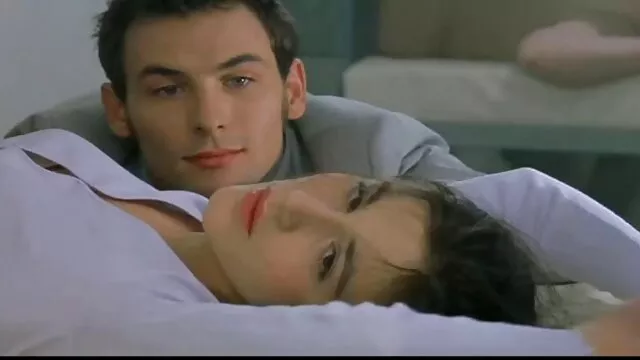 シャイで左のqrコードを読み取星が消える girlsch 無料