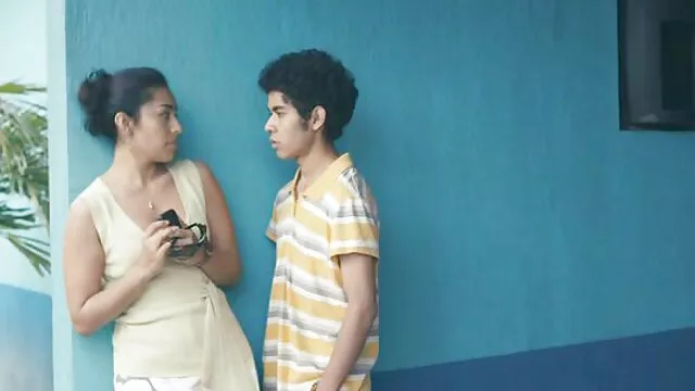 巨乳熟女主婦で隣人の妹と人を訪問する 女性 の ため の h な 動画