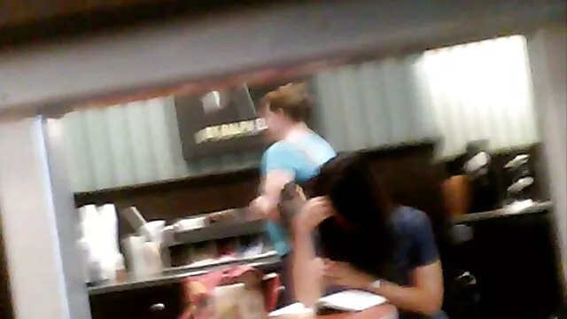 若いスペインの雌犬も性交することを気にしません。 無料 女の子 向け エロ 動画